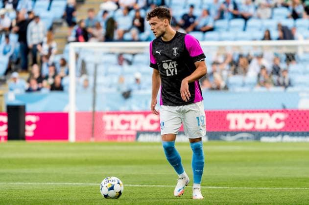 250730 Colin Rösler of Malmö FF ahead of the UEFA Champions League qualifier football match between Malmö FF and FK RFS on July 30, 2025 in Malmö. Photo: Christian Örnberg BILDBYRAN COP 166 CO0596 fotboll football soccer fotball uefa champions league qualifier champions league malmö ff fk rfs bbeng bbauto Copyright: CHRISTIANxÖRNBERG BB250730CO013