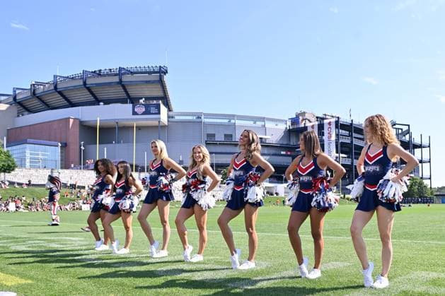 Jul 30, 2025; Foxborough, MA, USA; The New England Patriots Cheerleaders entertain fans before training camp at Gillette Stadium, in Foxborough, Massachusetts. CSM Foxborough USA - ZUMAc04_ 20250730_zma_c04_009 Copyright: xEricxCanhax