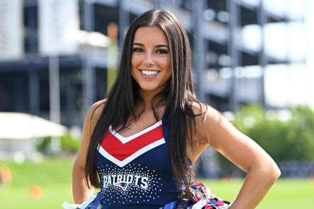 Jul 30, 2025; Foxborough, MA, USA; The New England Patriots Cheerleaders entertain fans before training camp at Gillette Stadium, in Foxborough, Massachusetts. CSM Foxborough USA - ZUMAc04_ 20250730_zma_c04_011 Copyright: xEricxCanhax