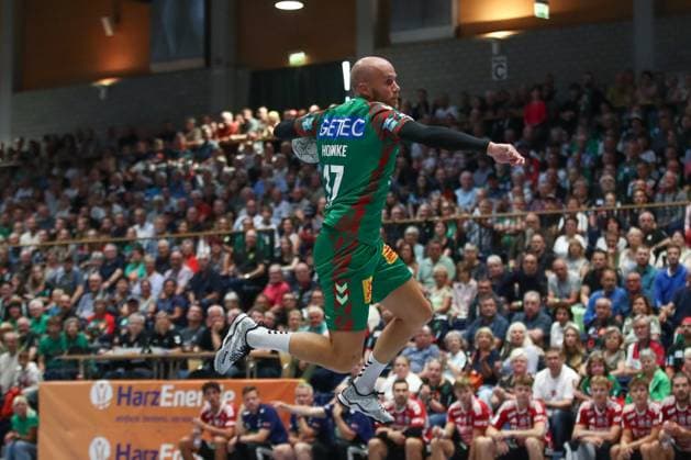30.07.2025, xtgx, Handball, Testspiel, SC Magdeburg - Fredericia Handboldklub v.l. Tim Hornke (Magdeburg, 17) wirft Tor, Torschuetze, erzielt Tor, Treffer, scores the goal Ilsenburg