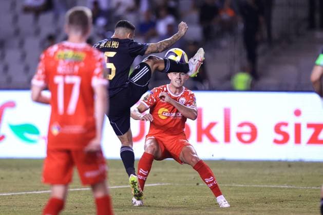 UEFA Champions League Second Qualifying Round Second Leg, Tofiq Bahramov Republican Stadium, Baku, Azerbaijan 30 7 2025 Qarabag vs Shelbourne Shelbourne™s Evan Caffrey in action with Qarabag™s Pedro Bicalho Evan Caffrey in action with Pedro Bicalho 30 7 2025  Copyright: x INPHO AleksandarxDjorovicx AS4A2832