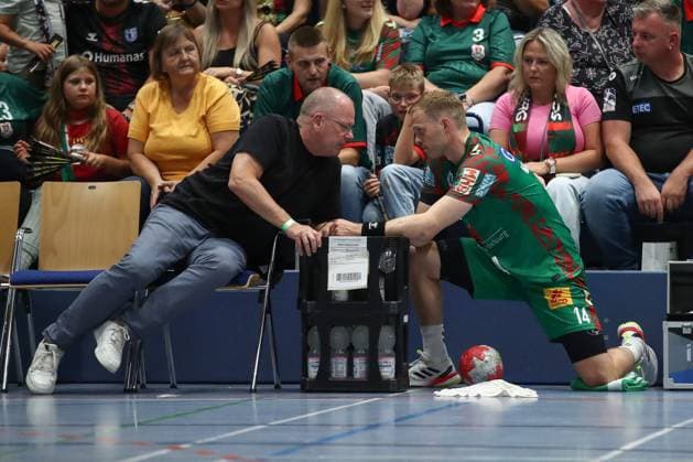 30.07.2025, xtgx, Handball, Testspiel, SC Magdeburg - Fredericia Handboldklub v.l. Marc Henrik Schmedt (Magdeburg, Geschaeftsfuehrer), Omar Ingi Magnusson (Magdeburg, 14) Ilsenburg