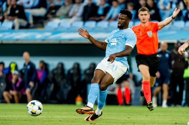 250730 Emmanuel Ekong of Malmö FF during the UEFA Champions League qualifier football match between Malmö FF and FK RFS on July 30, 2025 in Malmö. Photo: Christian Örnberg BILDBYRAN COP 166 CO0596 fotboll football soccer fotball uefa champions league qualifier champions league malmö ff fk rfs bbeng bbauto Copyright: CHRISTIANxÖRNBERG BB250730CO061
