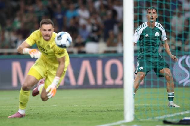 Jack Butland goalkeeper of Rangers in action during the UEFA Champions League second qualifying round 2nd leg soccer match between Panathinaikos and Rangers held at Olympic Athletic Center of Athens in Athens, Greece, 30 July 2025. IMAGO ONE INCH PRODUCTIONS ATHENS Greece Copyright: xOnexInchxProductionsx 16622294