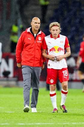 SOCCER - UEFA CL, RBS vs Brann SALZBURG,AUSTRIA,30.JUL.25 - SOCCER - UEFA Champions League, qualification, Red Bull Salzburg vs SK Brann Bergen. Image shows head coach Thomas Letsch and Mads Bidstrup (RBS).  GEPAxpictures xMathiasxMandl