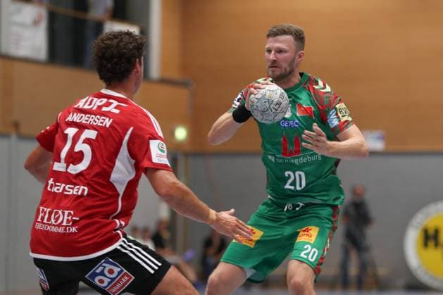 30.07.2025, xgox, Handball - Testspiel SC Magdeburg - Fredericia Handboldklub emspor, v.l. Mads Kjeldgaard (Fredericia, 15), Philipp Weber (Magdeburg, 20) Zweikampf, Duell, Kampf, tackle Ilsenburg