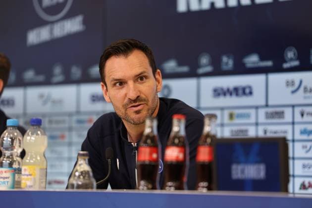 31.07.2025, xrekx, Fussball 2.Bundesliga, Karlsruher SC - Pressekonferenz v.l. Mario Eggimann Geschäftsführer Geschaeftsfuehrer (Karlsruher SC) (DFL DFB REGULATIONS PROHIBIT ANY USE OF PHOTOGRAPHS as IMAGE SEQUENCES and or QUASI-VIDEO) Karlsruhe