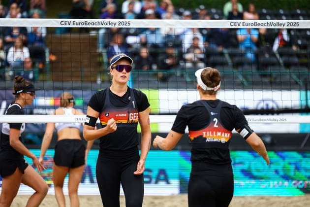 Beachvolleyball I Europameisterschaft 2025 I Gruppenphase I 31.07.2025 Geballte Faust Svenja Müller (Deutschland) mit Cinja Tillmann (Deutschland) Düsseldorf Rochusclub Düsseldorfer Tennisclub e.V. Deutschland Copyright: xLobeca JasperxLorenzx
