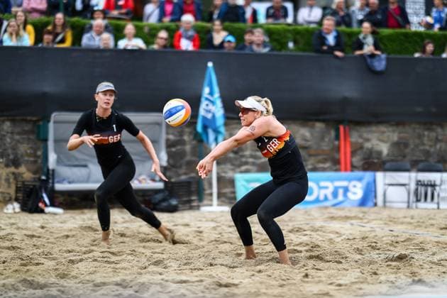 Beachvolleyball I Europameisterschaft 2025 I Gruppenphase I 31.07.2025 Annahme Karla Borger (Deutschland) Düsseldorf Rochusclub Düsseldorfer Tennisclub e.V. Deutschland Copyright: xLobeca JasperxLorenzx