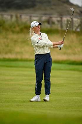 31st July 2025; Royal Porthcawl Golf Club, Porthcawl, Wales; AIG Womens Open Golf, Round 1; Charley Hull watching the ball after her chip shot to the green  AledxHopkins