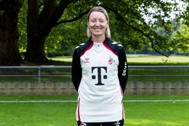 Google Pixel Frauen-Bundesliga, Mannschaftsfoto und Portraittermin; 31.07.2025 Jaqueline Dünker (Co-Trainerin 1. FC Köln) Google Pixel Frauen-Bundesliga, Mannschaftsfoto und Portraittermin Saison 2025 26, Köln, Platz 2 am 31.07.2025 Copyright: xBEAUTIFULxSPORTS Wunderlx