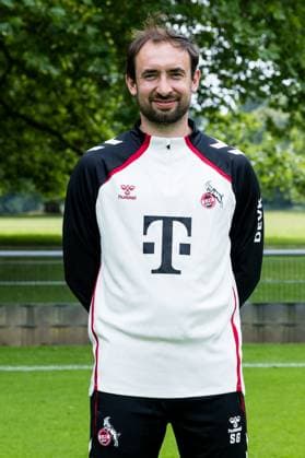 Google Pixel Frauen-Bundesliga, Mannschaftsfoto und Portraittermin; 31.07.2025 Sven Gruel (Co-Trainer 1. FC Köln) Google Pixel Frauen-Bundesliga, Mannschaftsfoto und Portraittermin Saison 2025 26, Köln, Platz 2 am 31.07.2025 Copyright: xBEAUTIFULxSPORTS Wunderlx