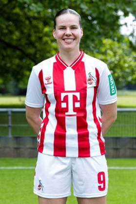 Google Pixel Frauen-Bundesliga, Mannschaftsfoto und Portraittermin; 31.07.2025 Adriana Achcinska (1. FC Köln, 9) Google Pixel Frauen-Bundesliga, Mannschaftsfoto und Portraittermin Saison 2025 26, Köln, Platz 2 am 31.07.2025 Copyright: xBEAUTIFULxSPORTS Wunderlx