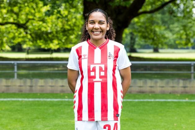 Google Pixel Frauen-Bundesliga, Mannschaftsfoto und Portraittermin; 31.07.2025 Ella Touon (1. FC Köln, 24) Google Pixel Frauen-Bundesliga, Mannschaftsfoto und Portraittermin Saison 2025 26, Köln, Platz 2 am 31.07.2025 Copyright: xBEAUTIFULxSPORTS Wunderlx