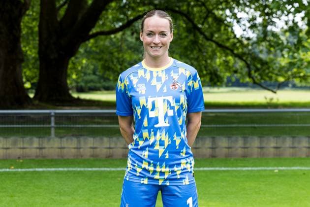 Google Pixel Frauen-Bundesliga, Mannschaftsfoto und Portraittermin; 31.07.2025 Lisa Schmitz (1. FC Köln, 1) Google Pixel Frauen-Bundesliga, Mannschaftsfoto und Portraittermin Saison 2025 26, Köln, Platz 2 am 31.07.2025 Copyright: xBEAUTIFULxSPORTS Wunderlx