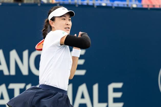 July 31, 2025, Montreal, Quebec, Canada: LIN ZHU from China in second set against Susan Lamens from Netherland in round of 32 at Canadian Open at IGA stadium in Montreal, Quebec, Canada on 2025-07-31 Montreal Canada - ZUMAl189 20250731_zsp_l189_028 Copyright: xYannickxLegarex