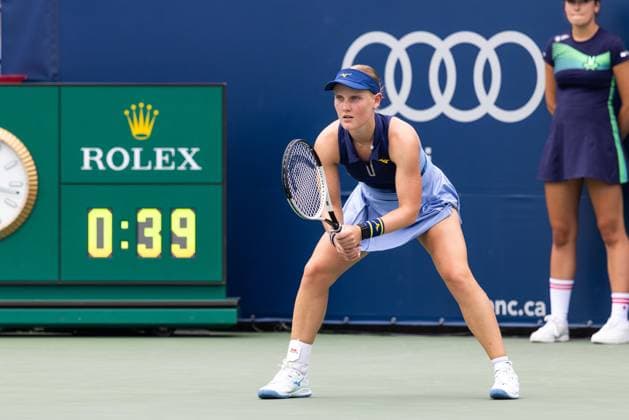 July 31, 2025, Montreal, Quebec, Canada: SUSAN LAMENS from Netherland waiting service in second set against Lin Zhu from China in round of 32 at Canadian Open at IGA stadium in Montreal, Quebec, Canada on 2025-07-31 Montreal Canada - ZUMAl189 20250731_zsp_l189_031 Copyright: xYannickxLegarex