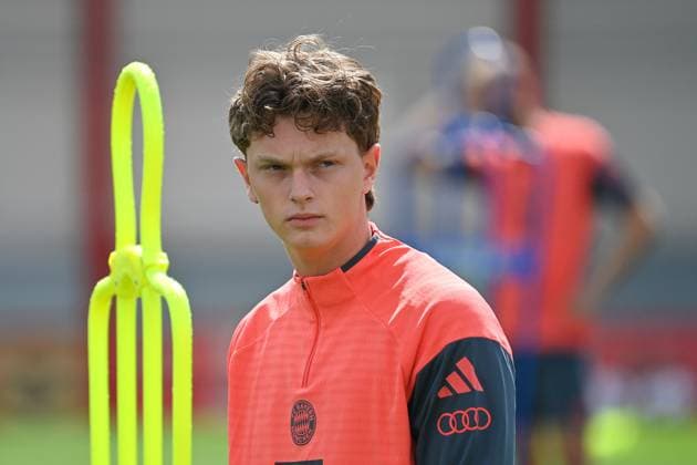 Paul WANNER (Bayern Muenchen), Aktion,Einzelbild,angeschnittenes Einzelmotiv,Portraet,Portrait,Porträt. Training FC Bayern Muenchen auf dem Trainingsgelaende an der Saebener Strasse am 31.07.2025. Fussball 1. Bundesliga,Saison 2025 2026. *** Paul WANNER Bayern Muenchen , action,single picture,cropped single motif,portrait,portrait,portrait training FC Bayern Muenchen on the training ground at Saebener Strasse on 31 07 2025 Soccer 1 Bundesliga,season 2025 2026