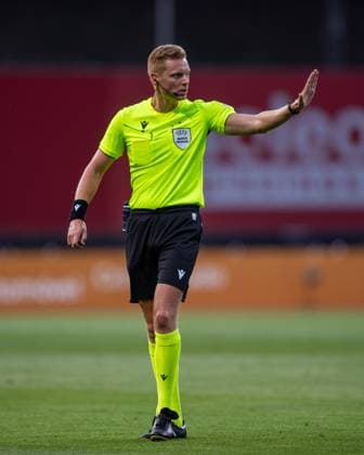 July 31, 2025, Braga, Braga, Portugal: LOTHAR D HONDT referee of the match seen reacting during the UEFA Europe League 2025 26 qualification round 2 match between SC Braga and PFK Levski Sofia at Estadio Municipal de Braga on July 31, 2025 in Braga, Portugal. Braga Portugal - ZUMAl192 20250731_zsp_l192_021 Copyright: xMiguelxLemosx