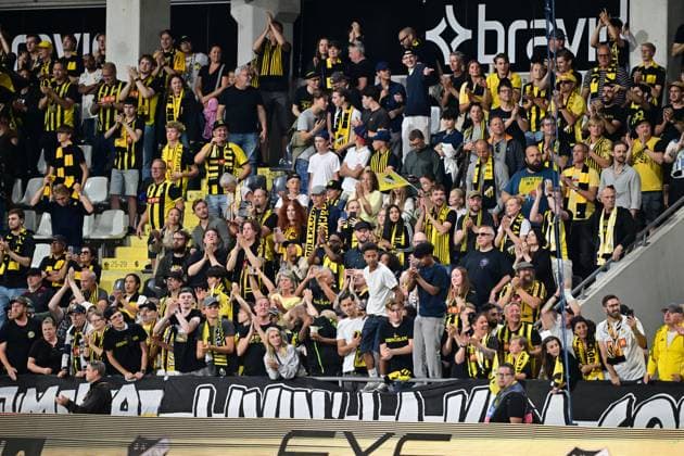 GÖTEBORG, SVERIGE 20250731 Häckens supportrar under torsdagens fotbollsmatch, andra kvalomgangen till Europa League, mellan Sveriges BK Häcken och Belgiens RSC Anderlecht pa Hisingen Arena i Göteborg, Sverige, 31 juli 2025. GÖTEBORG SVERIGE x9200x
