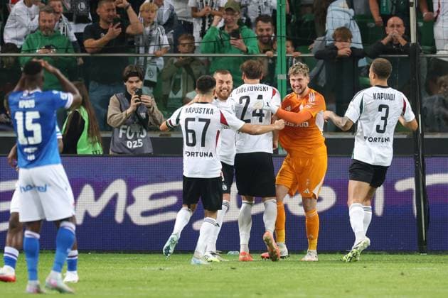 WARSZAWA 31.07.2025 REWANZOWY MECZ II RUNDA ELIMINACYJNA LIGA EUROPY SEZON 2025 26: LEGIA WARSZAWA - BANIK OSTRAWA --- UEFA EUROPA LEAGUE SECOND QUALIFYING ROUND SECOND MATCH: LEGIA WARSAW - BANIK OSTRAVA BARTOSZ KAPUSTKA RAFAL AUGUSTYNIAK JAN ZIOLKOWSKI KACPER TOBIASZ STEVE KAPUADI FOT. PIOTR KUCZA FOTOPYK NEWSPIX.PL --- newspix.pl 