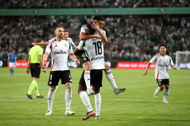 WARSZAWA 31.07.2025 REWANZOWY MECZ II RUNDA ELIMINACYJNA LIGA EUROPY SEZON 2025 26: LEGIA WARSZAWA - BANIK OSTRAWA --- UEFA EUROPA LEAGUE SECOND QUALIFYING ROUND SECOND MATCH: LEGIA WARSAW - BANIK OSTRAVA RAFAL AUGUSTYNIAK BARTOSZ KAPUSTKA JEAN-PIERRE NSAME FOT. PIOTR KUCZA FOTOPYK NEWSPIX.PL --- newspix.pl 