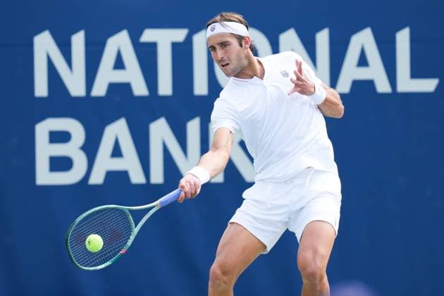 ATP, Tennis Herren Masters 1000 National Bank Open Toronto Presented by Rogers 2025 - Day 6 Tomas Martin Etcheverry of Argentina plays a forehand against Francisco Cerundolo of Argentina during the Men s Singles third round match on day 6 of the ATP Masters 1000 National Bank Open at Sobeys Stadium. on July 31, 2025 in Toronto, Canada. Toronto Ontario Canada Copyright: xLeonardoxRamirezx