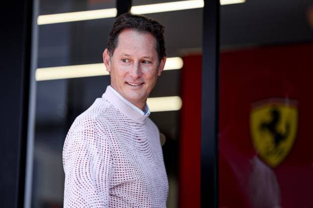 Executive Chairman of Ferrari John Elkann , Practice, F1 Grand Prix of Hungary, am 01. August 2025 in Budapeste, Hungary. (Foto von Diogo Cardoso DeFodi Images) Executive Chairman of Ferrari John Elkann , Practice, F1 Grand Prix of Hungary, Hungaroring on August 1, 2025 in Budapeste, Hungary. (Photo by Diogo Cardoso DeFodi Images)
