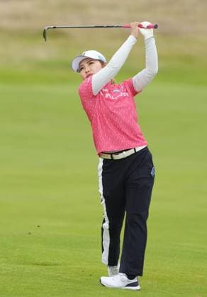 Golf: Women s British Open Ayaka Furue of Japan plays a shot on the second hole during the second round of the Women s British Open golf tournament on Aug. 1, 2025, at Royal Porthcawl Golf Club in Wales.  A14AA0004750785P
