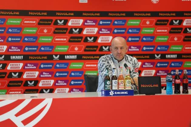01.08.2025, xrekx, Fussball 2.Bundesliga, 1.FC Kaiserslautern - Pressekonferenz v.l. Torsten Lieberknecht Trainer (1.FC Kaiserslautern) (DFL DFB REGULATIONS PROHIBIT ANY USE OF PHOTOGRAPHS as IMAGE SEQUENCES and or QUASI-VIDEO) Kaiserslautern