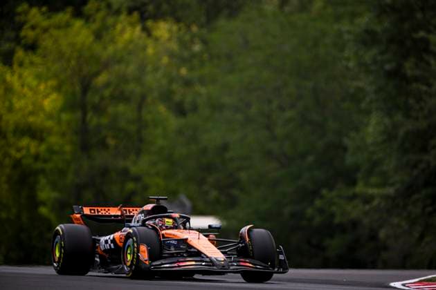 Oscar Piastri of Australia and McLaren , Practice, F1 Grand Prix of Hungary, am 01. August 2025 in Budapeste, Hungary. (Foto von Diogo Cardoso DeFodi Images) Oscar Piastri of Australia and McLaren , Practice, F1 Grand Prix of Hungary, Hungaroring on August 1, 2025 in Budapeste, Hungary. (Photo by Diogo Cardoso DeFodi Images)
