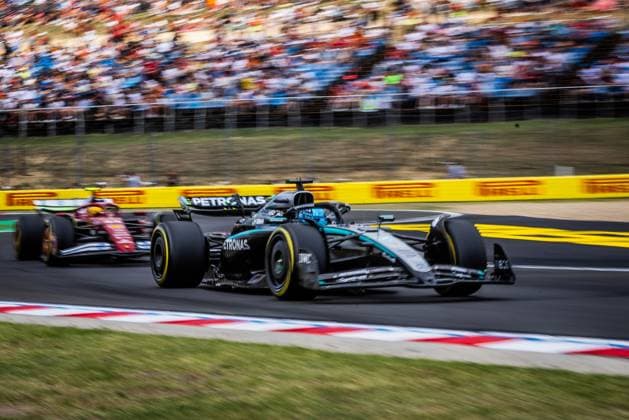 F1 HUNGARIAN GRAND PRIX FREE PRACTICE George Russell of Great Britain and Mercedes AMG Petronas F1 Team ahead of Lewis Hamilton of Great Britain and Scuderia Ferrari during friday s free practice ahead of the F1 Grand Prix of Hungary at Hungaroring Circuit on August 01, 2025, in Budapest, Hungary. Copyright: xx 080A3767