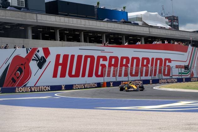 Lando Norris (McLaren Formula 1 Team, Großbritannien 04) im MCL39, HUN, Formel 1 Weltmeisterschaft, Grand Prix von Ungarn, Hungaroring, Trainingstag, Freies Training 1, Saison 2025, 01.08.2025 HUN, Formel 1 Weltmeisterschaft, Grand Prix von Ungarn, Hungaroring, Trainingstag, Freies Training 1, Saison 2025, 01.08.2025 Budapest Copyright: xEibner-Pressefoto MarcelxFischerx EP_MFI