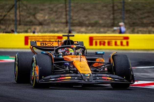 F1 HUNGARIAN GRAND PRIX FREE PRACTICE Oscar Piastri of Australia and McLaren during friday s free practice ahead of the F1 Grand Prix of Hungary at Hungaroring Circuit on August 01, 2025, in Budapest, Hungary. Copyright: xx 080A4156