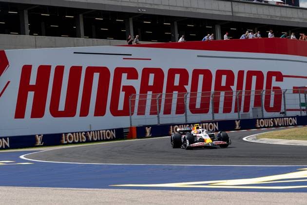 Liam Lawson (Visa Cash App Racing Bulls F1 Team, Neuseeland, 30) im VCARB 02, HUN, Formel 1 Weltmeisterschaft, Grand Prix von Ungarn, Hungaroring, Trainingstag, Freies Training 1, Saison 2025, 01.08.2025 HUN, Formel 1 Weltmeisterschaft, Grand Prix von Ungarn, Hungaroring, Trainingstag, Freies Training 1, Saison 2025, 01.08.2025 Budapest Copyright: xEibner-Pressefoto MarcelxFischerx EP_MFI