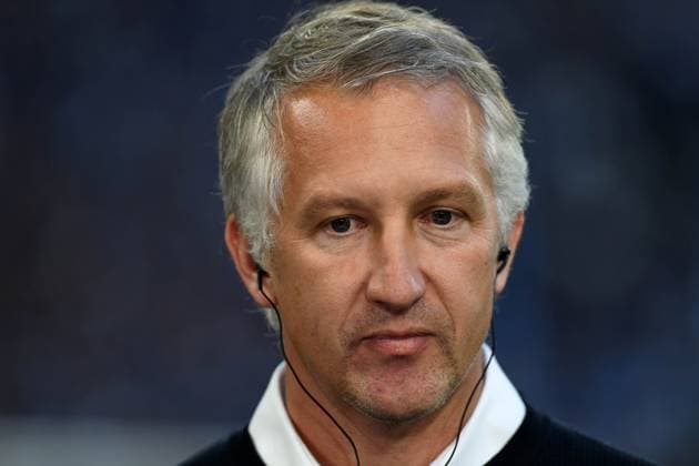 Vorstand Frank Baumann (FC Schalke 04) schaut waehrend des Spiels der 2. Bundesliga zwischen FC Schalke 04 und Hertha BSC, Veltins-Arena am 01. August 2025 in Gelsenkirchen, Deutschland. (Foto von Ralf Treese DeFodi Images) +++ Sport-Vorstand Frank Baumann (FC Schalke 04) looks on during the 2. Bundesliga match between FC Schalke 04 and Hertha BSC at Veltins-Arena on August 1, 2025 in Gelsenkirchen, Germany. (Photo by Ralf Treese DeFodi Images) DFB DFL REGULATIONS PROHIBIT ANY USE OF PHOTOGRAPHS AS IMAGE SEQUENCES AND OR QUASI-VIDEO. (Photo by Ralf Treese DeFodi Images)