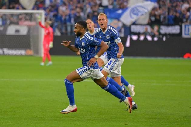 01.08.2025, Fussball, 2. Bundesliga, Saison 2025 2026, 1. Spieltag, FC Schalke 04 - Hertha BSC, Moussa Sylla (FC Schalke 04) freut sich über das Tor zum 1:0, xRHR-FOTO YYx