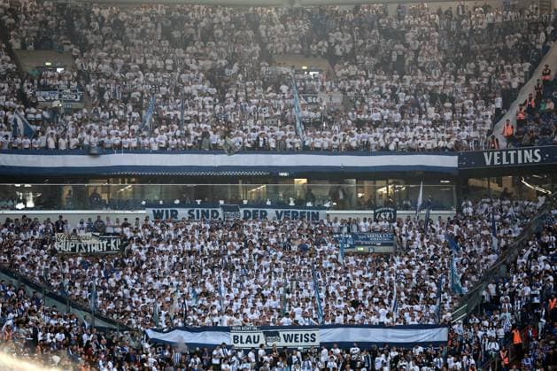 Fans von Hertha BSC beim Spiel der 2. Bundesliga (Saison 2025 26) FC Schalke 04 - Hertha BSC Copyright: Thomas Pakusch