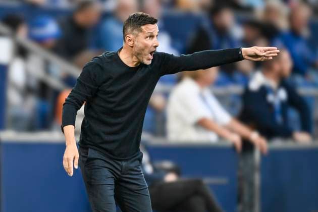 Stefan Leitl (Hertha Coach) unzufrieden enttäuscht enttaeuscht niedergeschlagen frustriert, 01.08.2025 Fussball FC Schalke 04 vs Hertha BSC, Veltins-Arena, Gelsenkirchen, DFB DFL REGULATIONS PROHIBIT ANY USE OF PHOTOGRAPHS AS IMAGE SEQUENCES AND OR QUASI-VIDEO