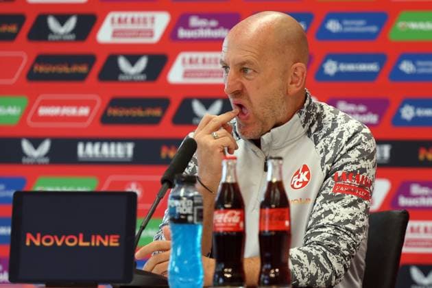01.08.2025, xrekx, Fussball 2.Bundesliga, 1.FC Kaiserslautern - Pressekonferenz v.l. Torsten Lieberknecht Trainer (1.FC Kaiserslautern) (DFL DFB REGULATIONS PROHIBIT ANY USE OF PHOTOGRAPHS as IMAGE SEQUENCES and or QUASI-VIDEO) Kaiserslautern