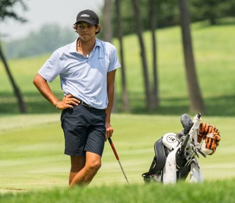 August 1, 2025, West Lafayette, Indiana, USA: CHARLIE WOODS waits to make a shot on the final day of the PGA, Golf Herren Junior Championships on August 1, 2025, at the Birck Boilermaker Golf Complex in West Lafayette, Ind. West Lafayette USA - ZUMAw145 20250801_zsp_w145_012 Copyright: xDavidxWegielx