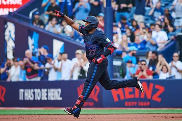 August 1, 2025, Toronto, On, Canada: Toronto Blue Jays first base Vladimir Guerrero Jr. (27) rounds the bases after hitting a home run against the Kansas City Royals during first inning MLB, Baseball Herren, USA baseball action in Toronto, Friday, Aug. 1, 2025. Canada News - August 1, 2025 - ZUMAc35_ 20250801_zaf_c35_212 Copyright: xSammyxKoganx
