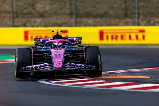 Franco Colapinto (BWT Alpine Formula One Team, Argentinien, 43) im A525, HUN, Formel 1 Weltmeisterschaft, Grand Prix von Ungarn, Hungaroring, Trainingstag, Freies Training 2, Saison 2025, 01.08.2025 HUN, Formel 1 Weltmeisterschaft, Grand Prix von Ungarn, Hungaroring, Trainingstag, Freies Training 2, Saison 2025, 01.08.2025 Budapest Copyright: xEibner-Pressefoto MarcelxFischerx EP_MFI