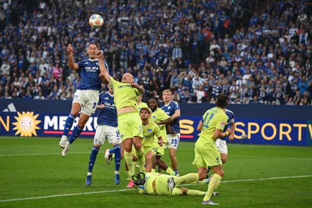 Nikola KATIC (GE) erzielt per Kopfball das or zum 2-0, Fussball 2. Bundesliga, 1. Spieltag, FC Schalke 04 (GE) - Hertha BSC Berlin (B) am 01.08.2025 in Gelsenkirchen Deutschland. DFL regulations prohibit any use of photographs as image sequences and or quasi-video Â