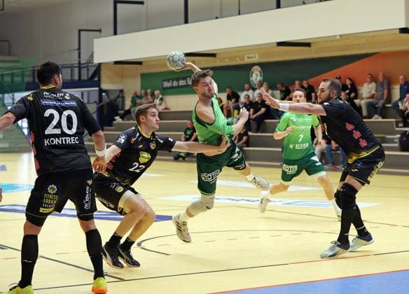 02.08.2025, xovx, Handball Testspiel Daikin Handball Bundesliga, HSG Wetzlar - HSC 2000 Coburg v.l. Tin Kontrec (HSC 2000 Coburg), Marin Lisac (HSC 2000 Coburg), Niklas Theiß(HSG Wetzlar), Dominik Mappes (HSG Wetzlar), Bartolmeij Bis (HSC 2000 Coburg) Wetzlar - Dutenhofen Sporthalle Hessen Deutschland (DE)