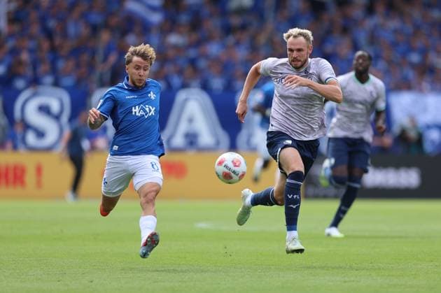 02.08.2025, xdcx, Fussball 2. Bundesliga, SV Darmstadt 98 - VfL Bochum, emonline, emspor, despor, v.l., Isac Lidberg (SV Darmstadt 98), Philipp Strompf (VfL Bochum) DFL DFB REGULATIONS PROHIBIT ANY USE OF PHOTOGRAPHS AS IMAGE SEQUENCES AND OR QUASI-VIDEO.