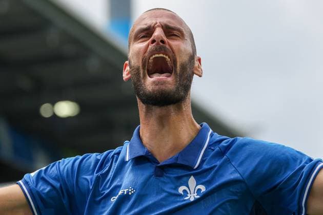 2025.08.02 xJFAx 2.Bundesliga Saison 2025 26 1.Spieltag SV Darmstadt 98 -VFL Bochum v.l., Aleksander Vukovic (SV Darmstadt 98) Torjubel, Goal celebration, celebrate the goal zum 4:1 (DFL DFB REGULATIONS PROHIBIT ANY USE OF PHOTOGRAPHS as IMAGE SEQUENCES and or QUASI-VIDEO)
