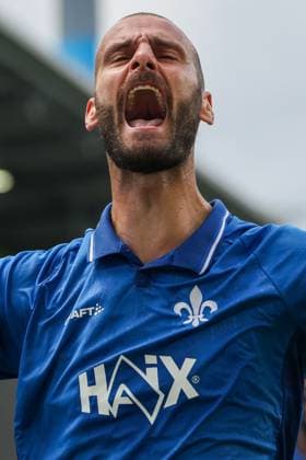 2025.08.02 xJFAx 2.Bundesliga Saison 2025 26 1.Spieltag SV Darmstadt 98 -VFL Bochum v.l., Aleksander Vukovic (SV Darmstadt 98) Torjubel, Goal celebration, celebrate the goal zum 4:1 (DFL DFB REGULATIONS PROHIBIT ANY USE OF PHOTOGRAPHS as IMAGE SEQUENCES and or QUASI-VIDEO)