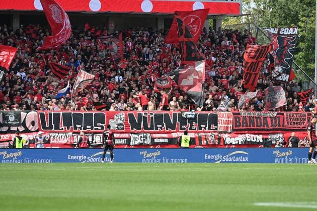 02.08.2025, xjrdrx, Fussball 2.Bundesliga, SV Elversberg - 1.FC Nürnberg v.l. Fans 1.FC Nuernberg Stimmung (DFL DFB REGULATIONS PROHIBIT ANY USE OF PHOTOGRAPHS as IMAGE SEQUENCES and or QUASI-VIDEO) Elversberg