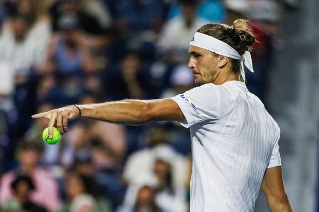 TORONTO, ON - AUGUST 02: Alexander Zverev (GER) is seen during a Round of 16 men™s singles match at the ATP, Tennis Herren National Bank Open on August 02, 2025 at Sobeys Stadium in Toronto, ON (Photo by Mathew Tsang Icon Sportswire) TENNIS: AUG 02 National Bank Open EDITORIAL USE ONLY Icon250802040